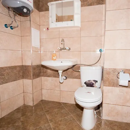 Price - Downtown Flat Burgas Stad