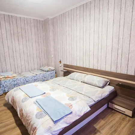 Price - 2 Bedrooms Flat - 1st Line Sea Garden 布尔加斯
